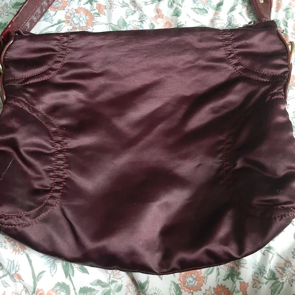 Tod's Burgundy Leather And Nylon Purse - Picture 5 of 8